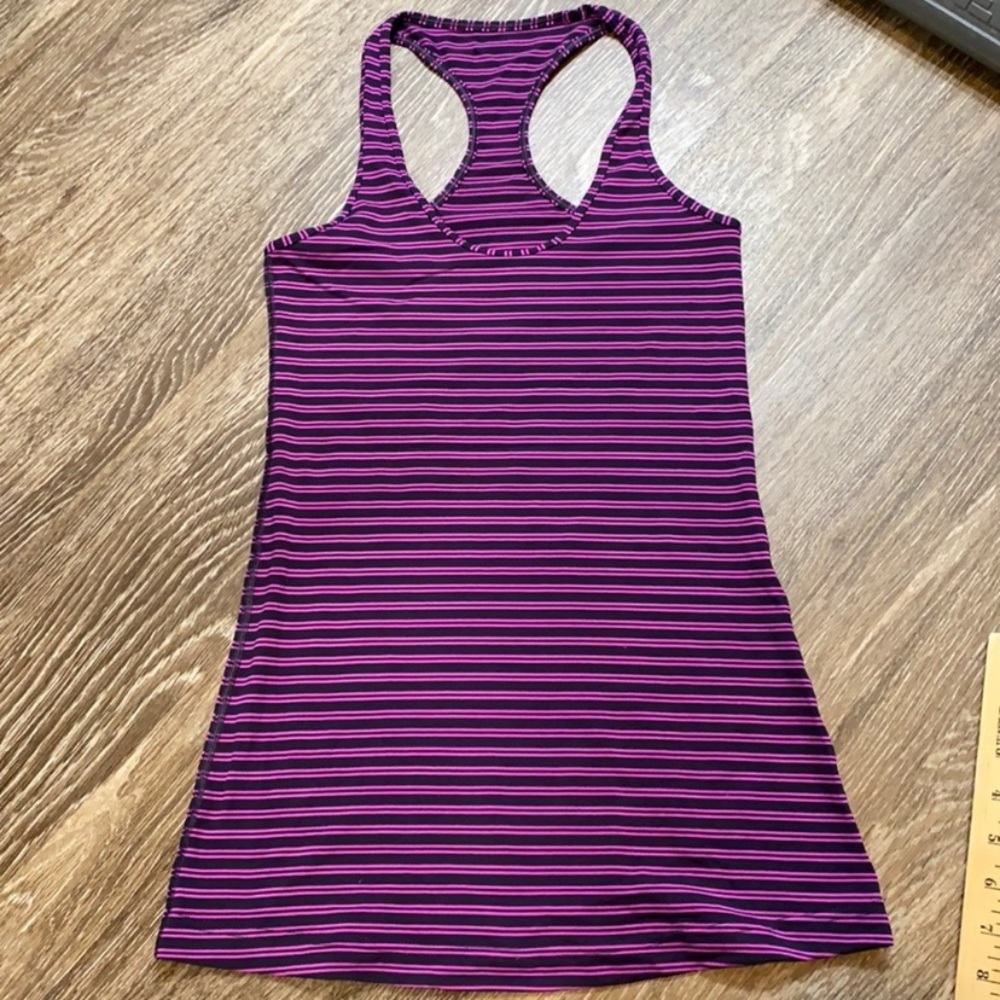 Lululemon top